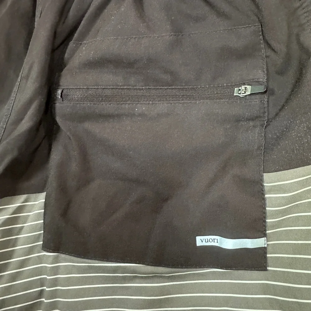 Vuori Trail Shorts Mens L Brown Striped Colorblock Hiking Lightweight Outdoor